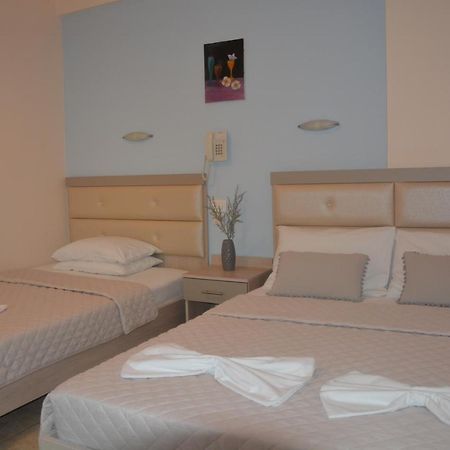Achillion Aparthotel Paralía Buitenkant foto