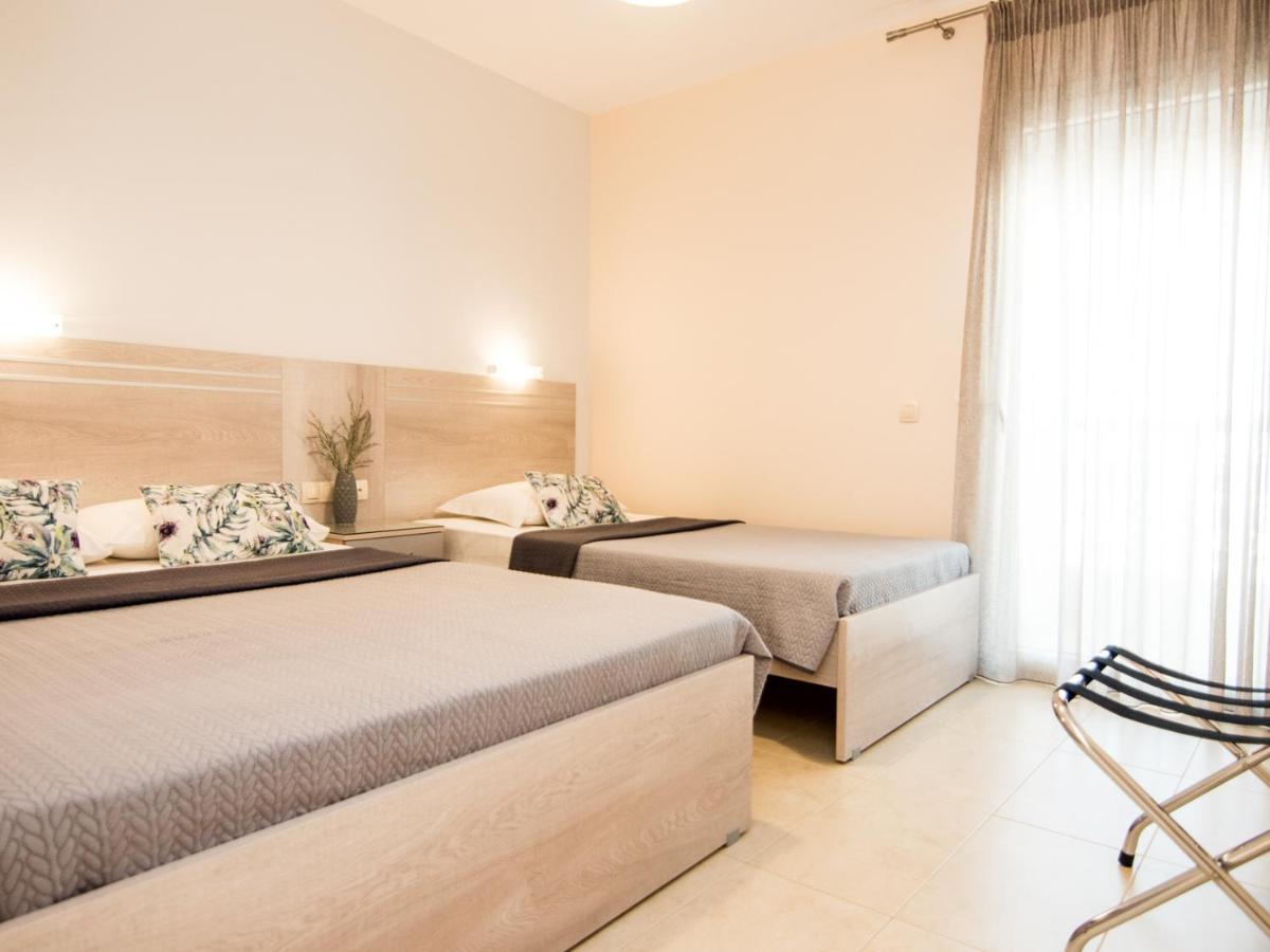 Achillion Aparthotel Paralía Buitenkant foto